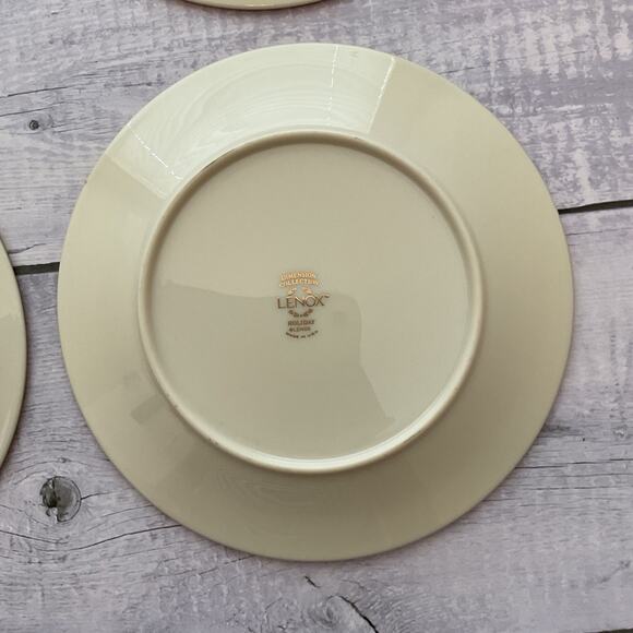 Lenox‎ Holiday Dimension Salad Plates Set Of 4 Holly Berries Gold Trim Lot #2 - Picture 9 of 11